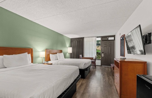 Downtown Sacramento Hotel | Vagabond Inn Executive Old Town