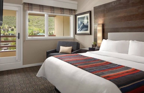Highland Meadows Resort | Vail in the winter. A wonder place to visit.