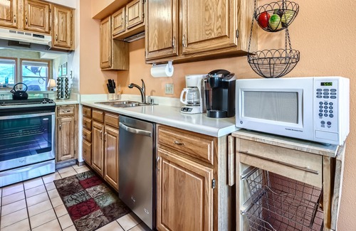 Edwards House | Vail Valley Condo- Pristine Edwards Property. Spectacular Views.