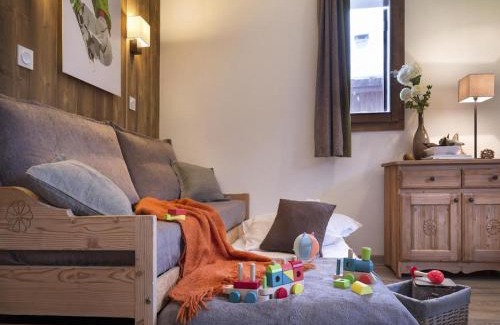 La Celle-sous-Gouzon Apartment | Val d'Isère centre - Studio cosy avec balcon
