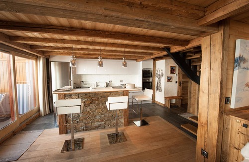 Val-d'Isere Apartment | VAL D 'ISERE: SKI IN SKI OUT /LAST FLOOR GRAND DUPLEX /2 PARKING covered.