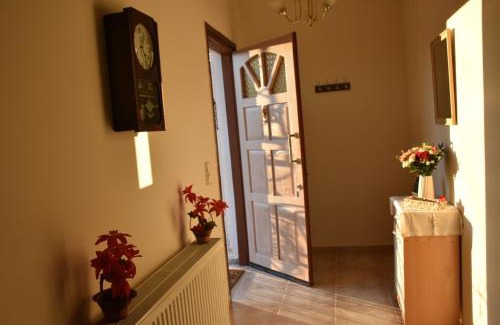 Lesvos Apartment | Val's place