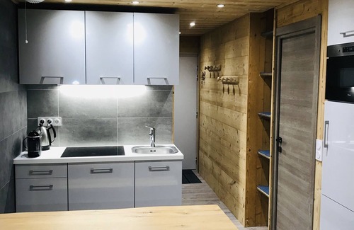 Val-Thorens Apartment | VAL THORENS APARTMENT FOR 4/5 PEOPLE FULLY RENOVATED
