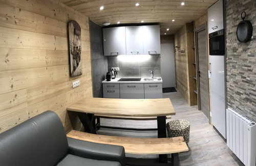 Val-Thorens Apartment | VAL THORENS APARTMENT FOR 4/5 PEOPLE FULLY RENOVATED