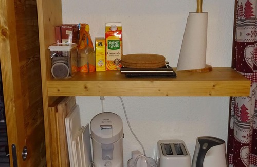 Val-Thorens Apartment | Val Thorens, quiet apartment facing south; ski on foot for 5/7 people