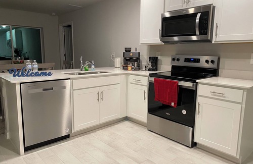 Gulf Cove House | Valentino's Vacation Home in Gulf Cove Riverfront Community.