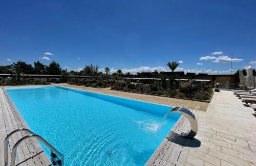 Margherita di Savoia Hotel | Valerio Resort beach club