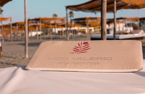 Margherita di Savoia Hotel | Valerio Resort beach club