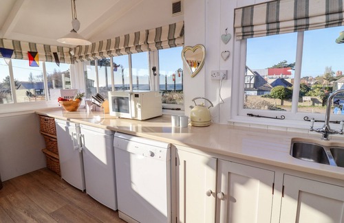 Thorpeness Cottage | VALETTA, THORPENESS, pet friendly in Thorpeness