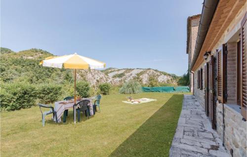 Apecchio Apartment | Valguerriera 6- Rosa Cremisi
