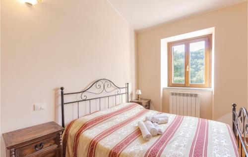 Apecchio Apartment | Valguerriera 6- Rosa Cremisi