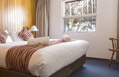 Perisher Valley Cabin | Valhalla Lodge Perisher