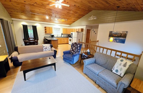 Carrabassett Valley House | Valley Home with Game Room, Walking Distance to Narrow Gauge Trails & Restaurant