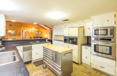 Wimberley House | Valley View - Hill Country home with swimming pool, hot tub, beautiful hillside view!