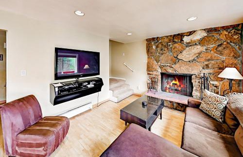 Intermountain Apartment | Valley View