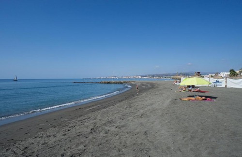 Algarrobo Apartment | Valparaiso Apartment 50 mts from Beach, pools, sea views, tenis, terrace