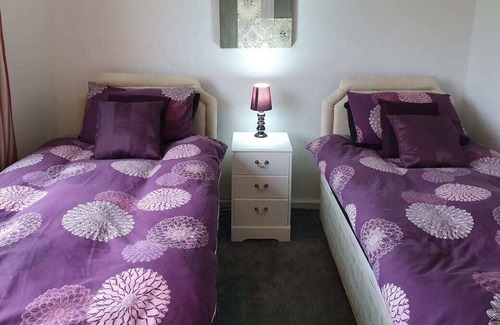 Cheltenham Apartment | Value 2 bed flat for Gloucester & Cheltenham