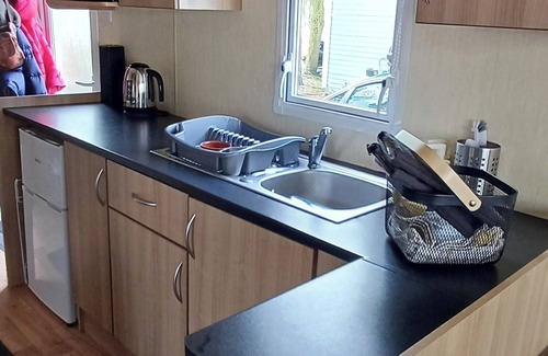 Tattershall Cabin | Value, family friendly, 3 bed cabin on Tattershall Lakes Country park