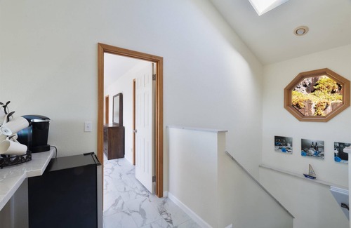 Pine Knolls Estates House | Van Gogh Villa : 3 BR, 2.5 BA in Cambria, Sleeps 6