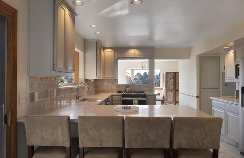 Pine Knolls Estates House | Van Gogh Villa : 3 BR, 2.5 BA in Cambria, Sleeps 6