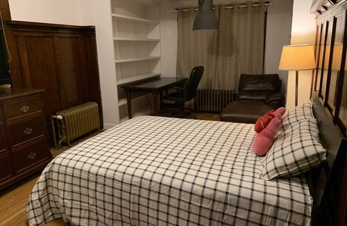 Mount Pleasant House | vancouver guest house