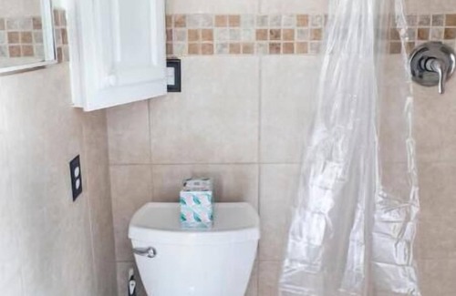 Naples Park House | Vanderbilt Hideaway!