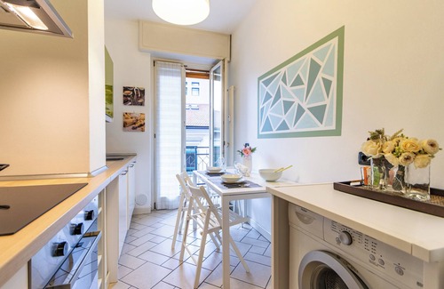 Downtown Apartment | [varese Centro] Viva Apartment - Free Wifi