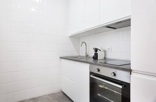 L'Hospitalet de Llobregat Apartment | Varios Aptos Barcelona/hospitalet Llobregat, 6pers/apto. Consultar