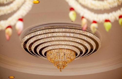Thirumayam Hotel | Varshini Palace
