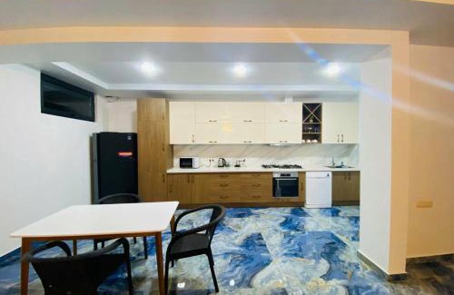 Kobuleti Apartment | Vartanyan Guest Rooms