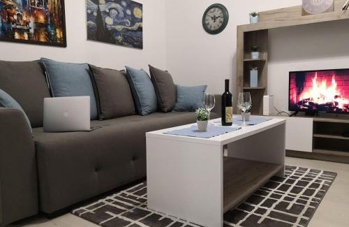 Grbavica Apartment | Vasa Central Studio