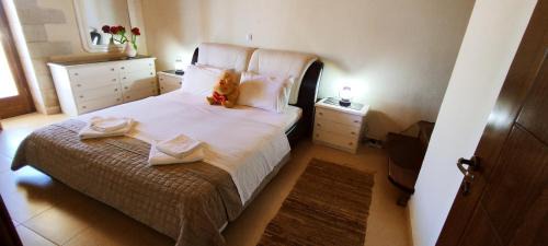 Tsourouniana House | Vasiliki's Residence - Breathtaking View