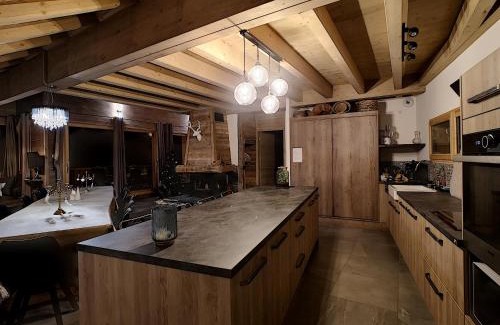 Vaujany Ski Chalet | VAUJANYLOCATIONS - Chalet Opaline