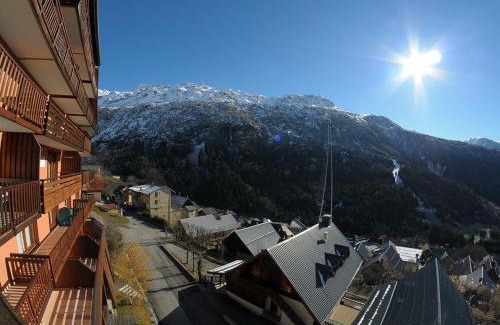 Vaujany Apartment | VAUJANYLOCATIONS - Cochette II Apt 12