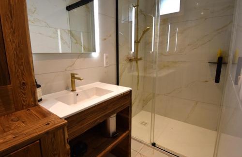 Vaujany Apartment | VAUJANYLOCATIONS - Flocon02
