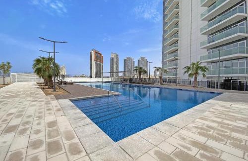 Dubai Apartment | VayK - Cozy Hotel-Style Studio in Damac Hills