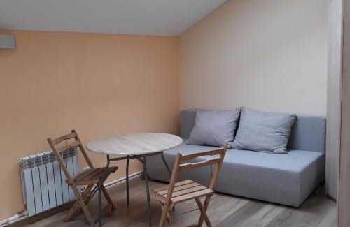 Kyiv Apartment | Veľká Vasylkivska, 132,