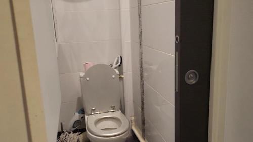 Puvis De Chavannes - Le Lycee Apartment | Vega Flats