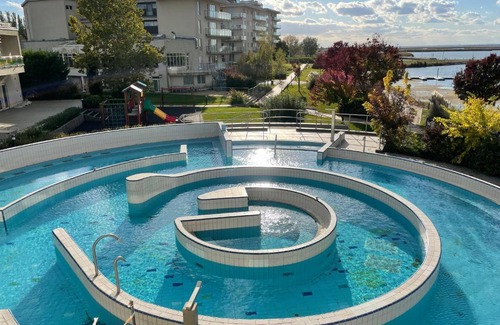 Velence Apartment | Velence Sunset Wellness Apartman