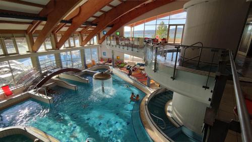 Velence Apartment | Velence Sunset Wellness Apartman