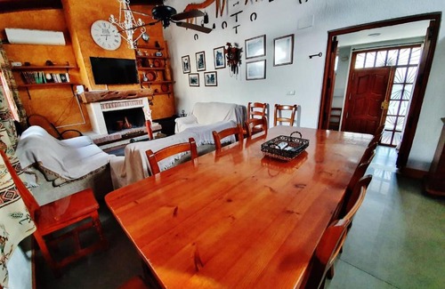 Velez de Benaudalla House | VELEZ NAZARI LA CHOZA