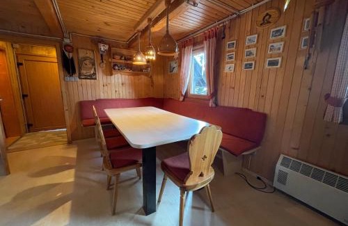 Kamnik Cabin | Velika Planina Koča Kekec