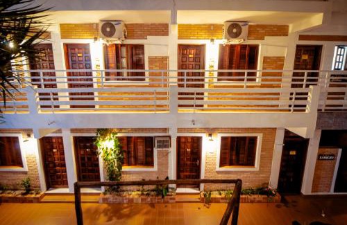 Praia da Enseada Hotel | VELINN Pousada Ubatuba Tropical