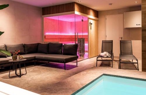 Wekerom Villa | Veluwe Villa met Binnenzwembad & Wellness XL | 24 personen | Rolstoelvriendelijk