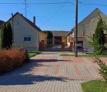Udvar Apartment | Vendégház