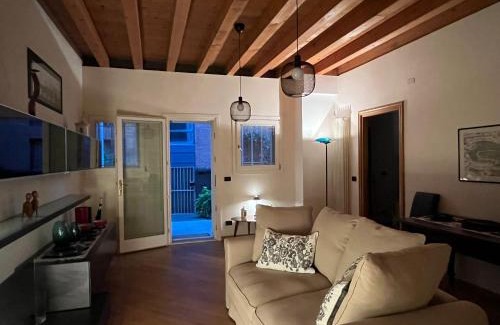Molina House | Venezia,Giudecca appartamento con giardino privato