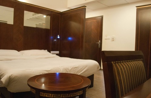 Kakinada Hotel | Venky Residency