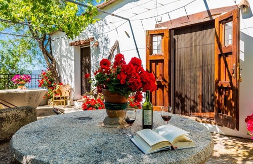 Lanjaron Villa | Venta Los Herradores Lanjarón by Ruralidays