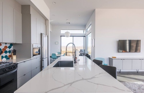 Panorama Heights House | Ventus By Homestead Modern