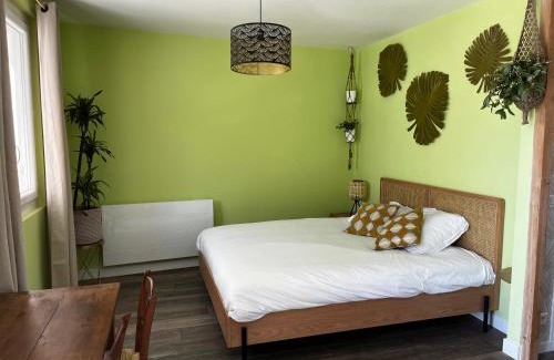 Perigueux Apartment | ver t chez nous Parking privé ascenseur balcon